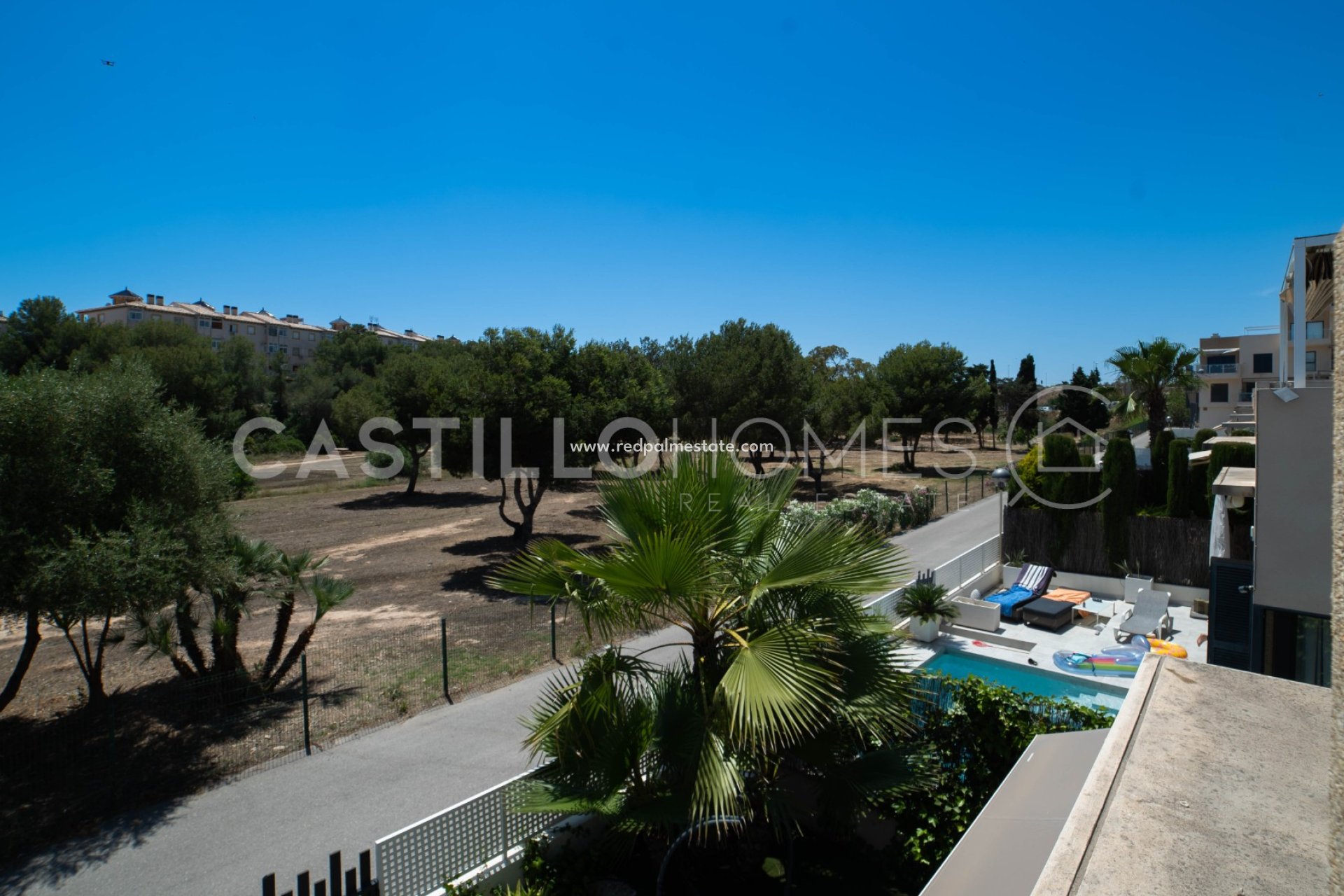 Återförsäljning - Villa -
Orihuela Costa - La Zenia