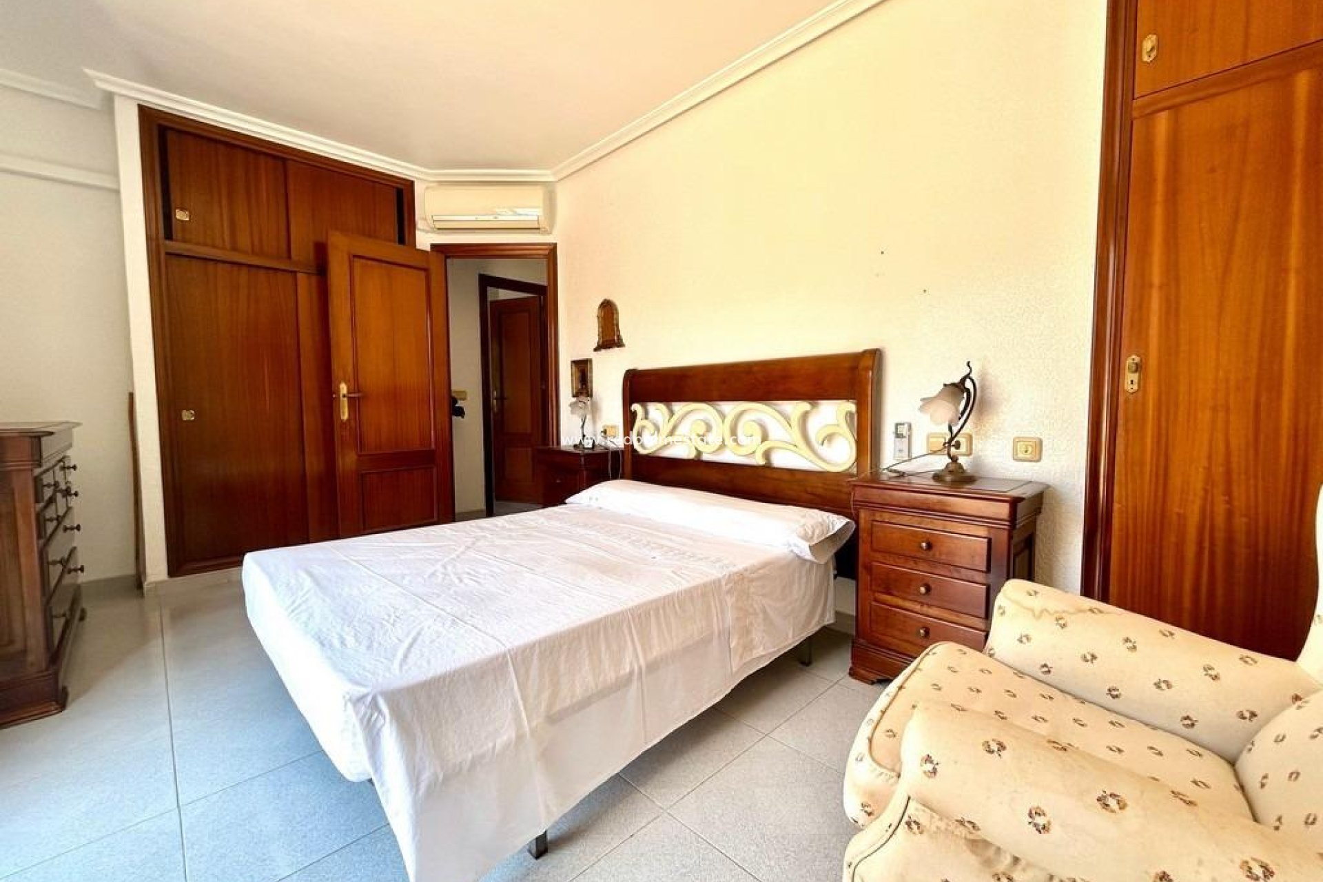 Återförsäljning - Villa -
Orihuela Costa - La Zenia