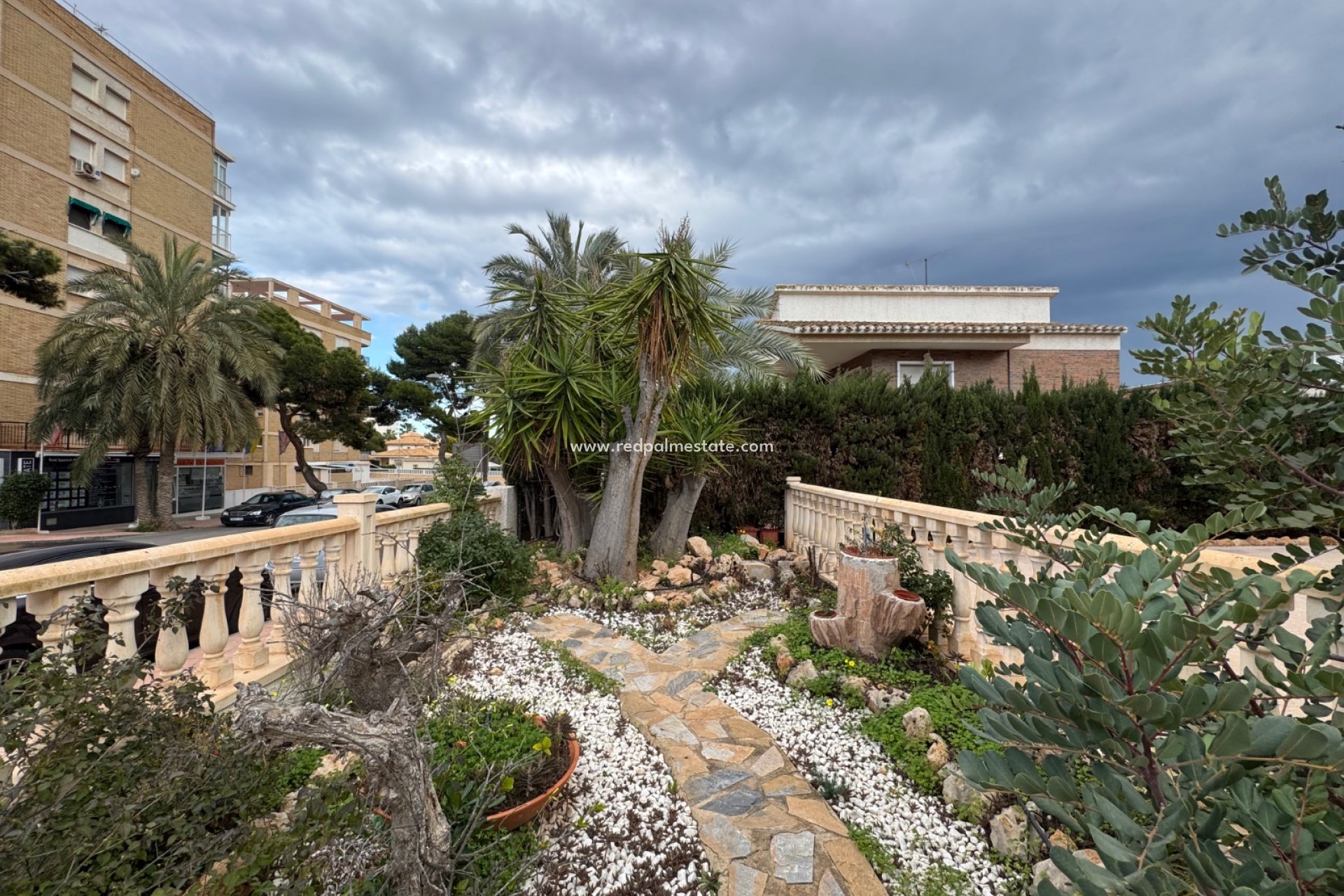 Återförsäljning - Villa -
Orihuela Costa - La Zenia