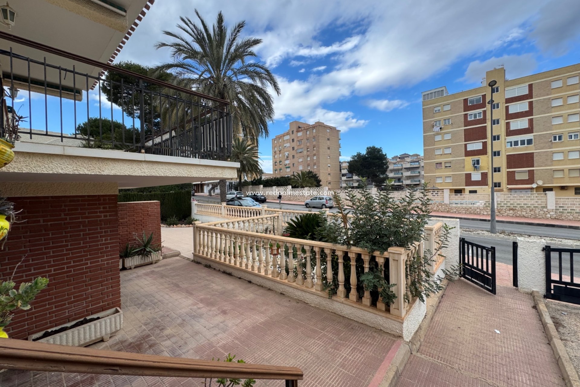 Återförsäljning - Villa -
Orihuela Costa - La Zenia