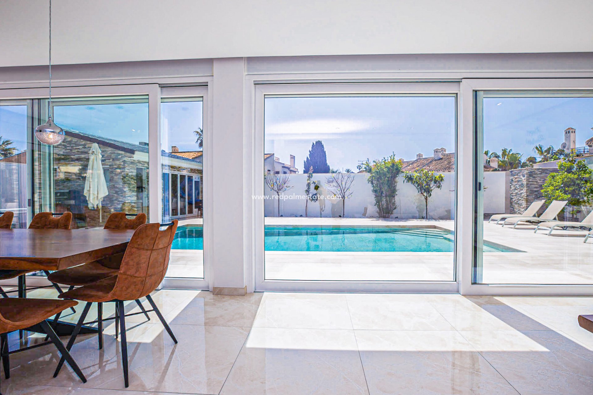 Återförsäljning - Villa -
Orihuela Costa - La Zenia