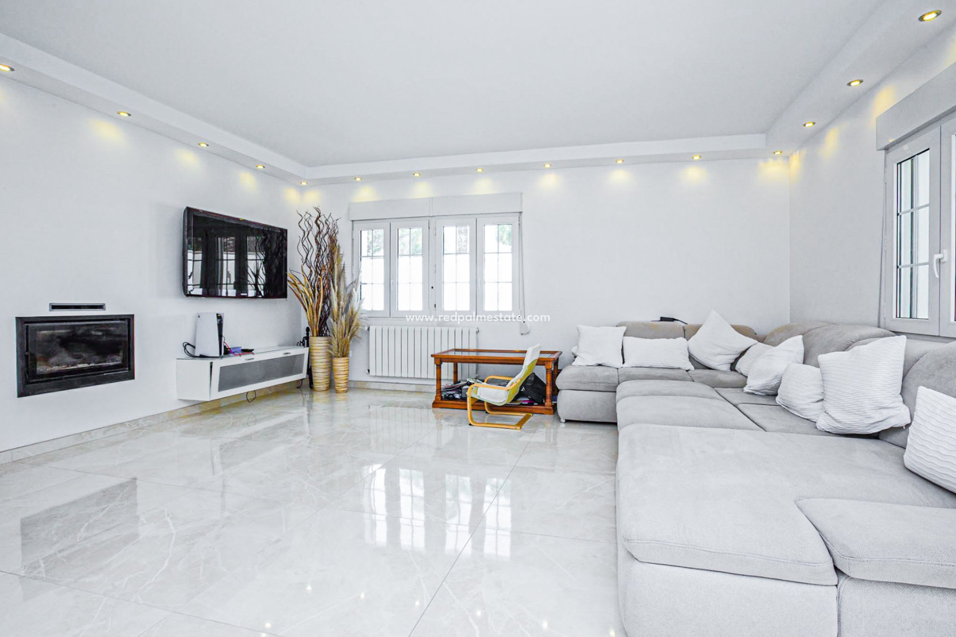 Återförsäljning - Villa -
Orihuela Costa - La Zenia