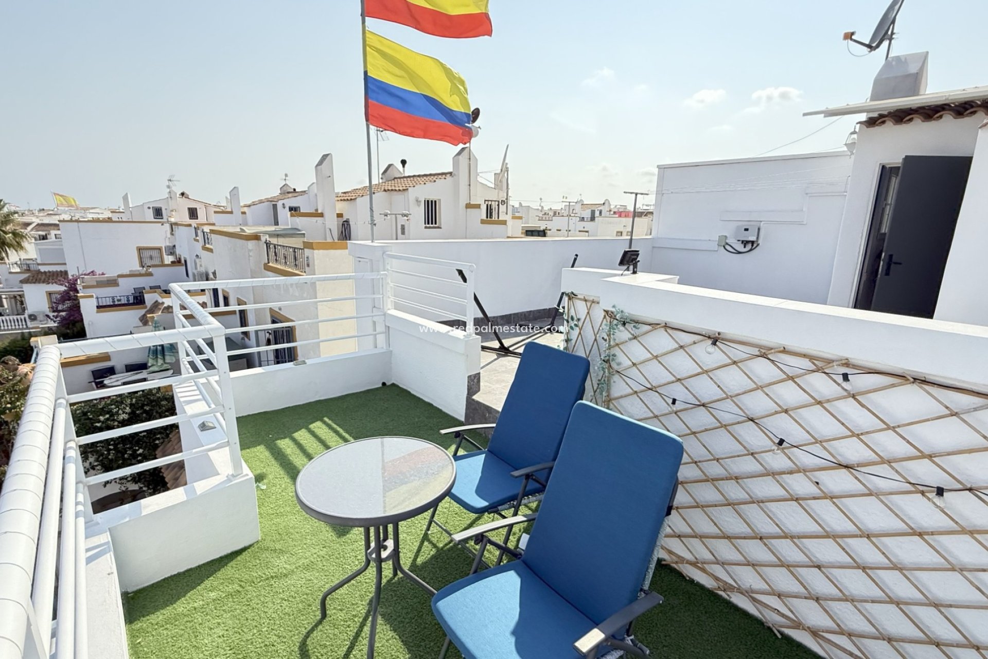 Återförsäljning - Villa -
Orihuela Costa - La Zenia