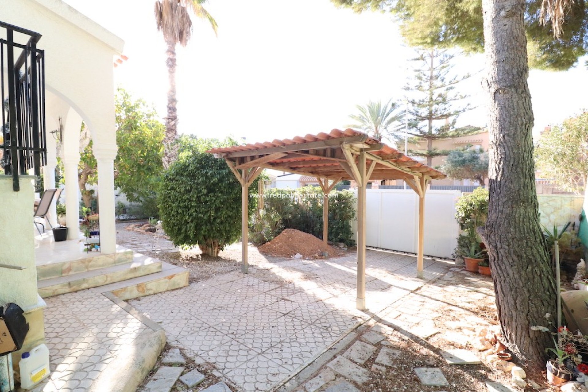 Återförsäljning - Villa -
Orihuela Costa - La Zenia