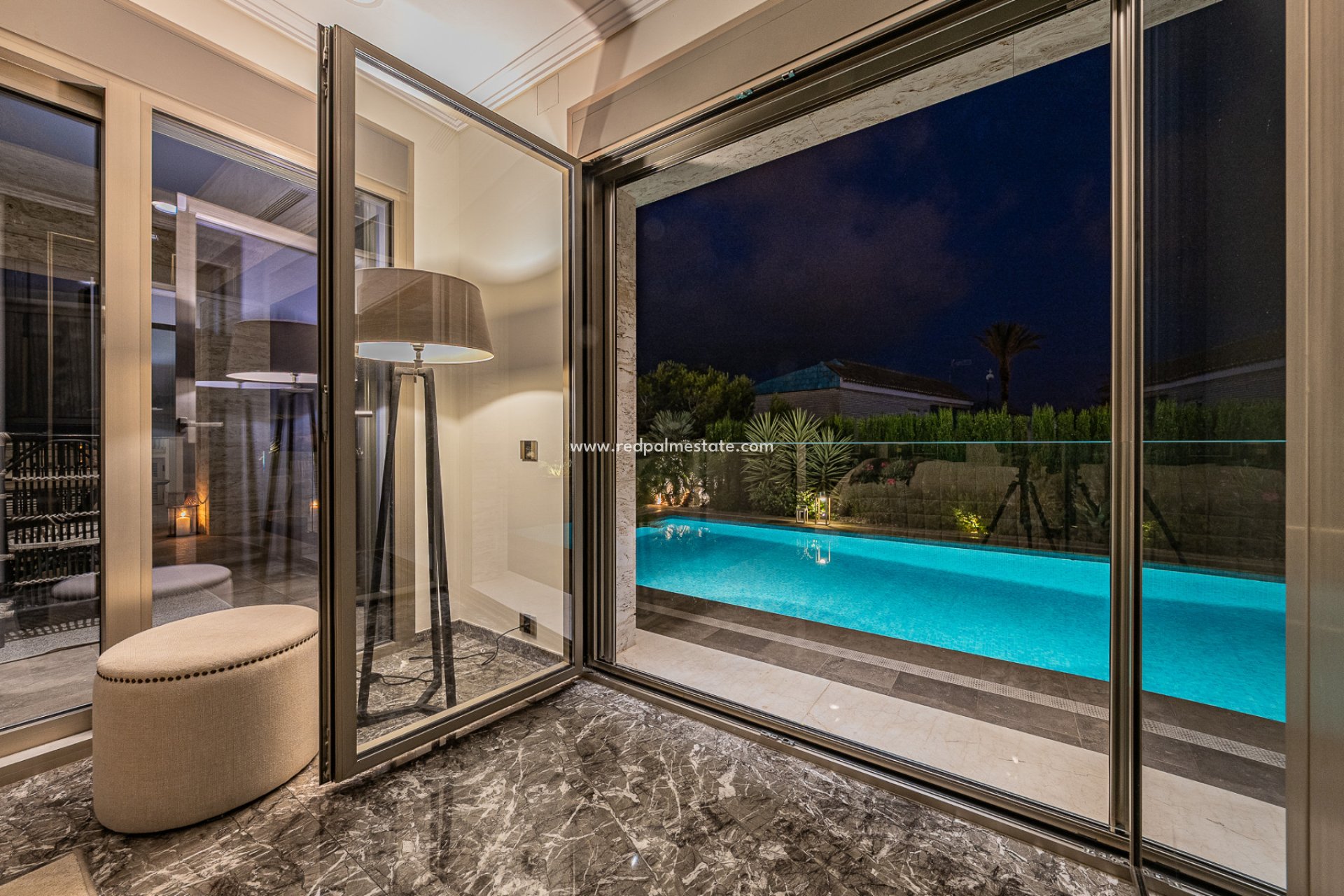 Återförsäljning - Villa -
Orihuela Costa - La Zenia