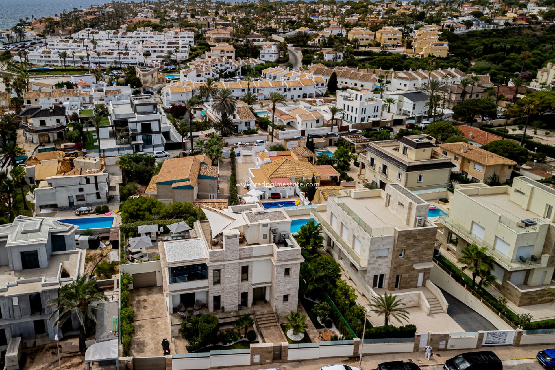 Återförsäljning - Villa -
Orihuela Costa - La Zenia