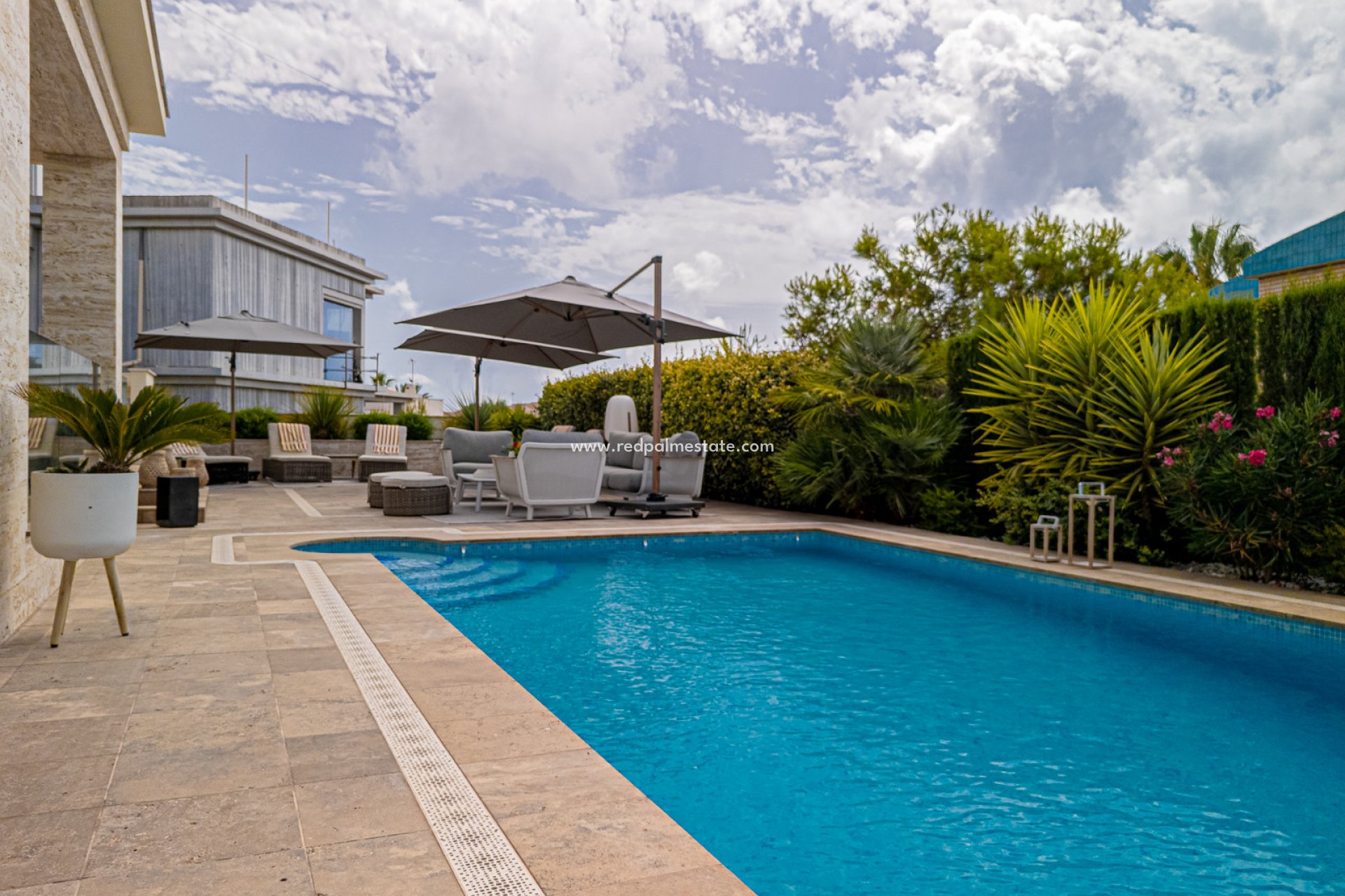 Återförsäljning - Villa -
Orihuela Costa - La Zenia