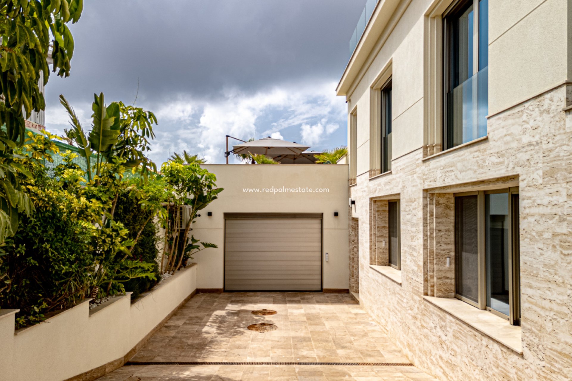 Återförsäljning - Villa -
Orihuela Costa - La Zenia