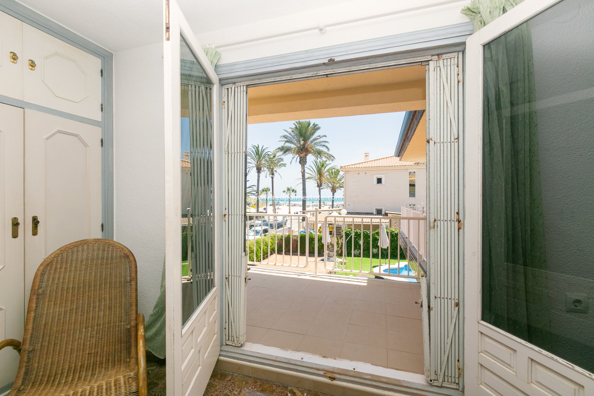 Återförsäljning - Villa -
Orihuela Costa - La Zenia