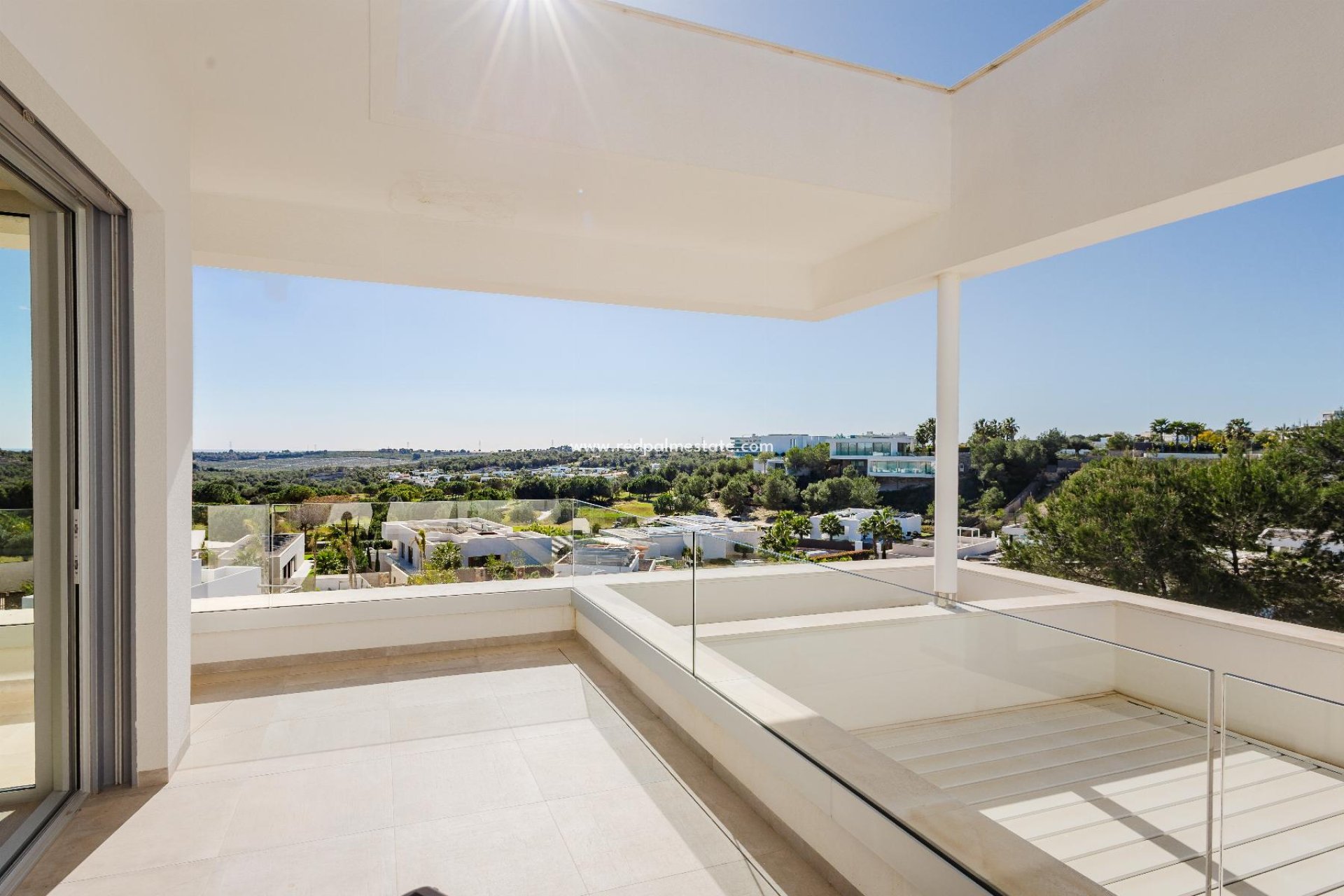 Återförsäljning - Villa -
Orihuela Costa - Las Colinas Golf