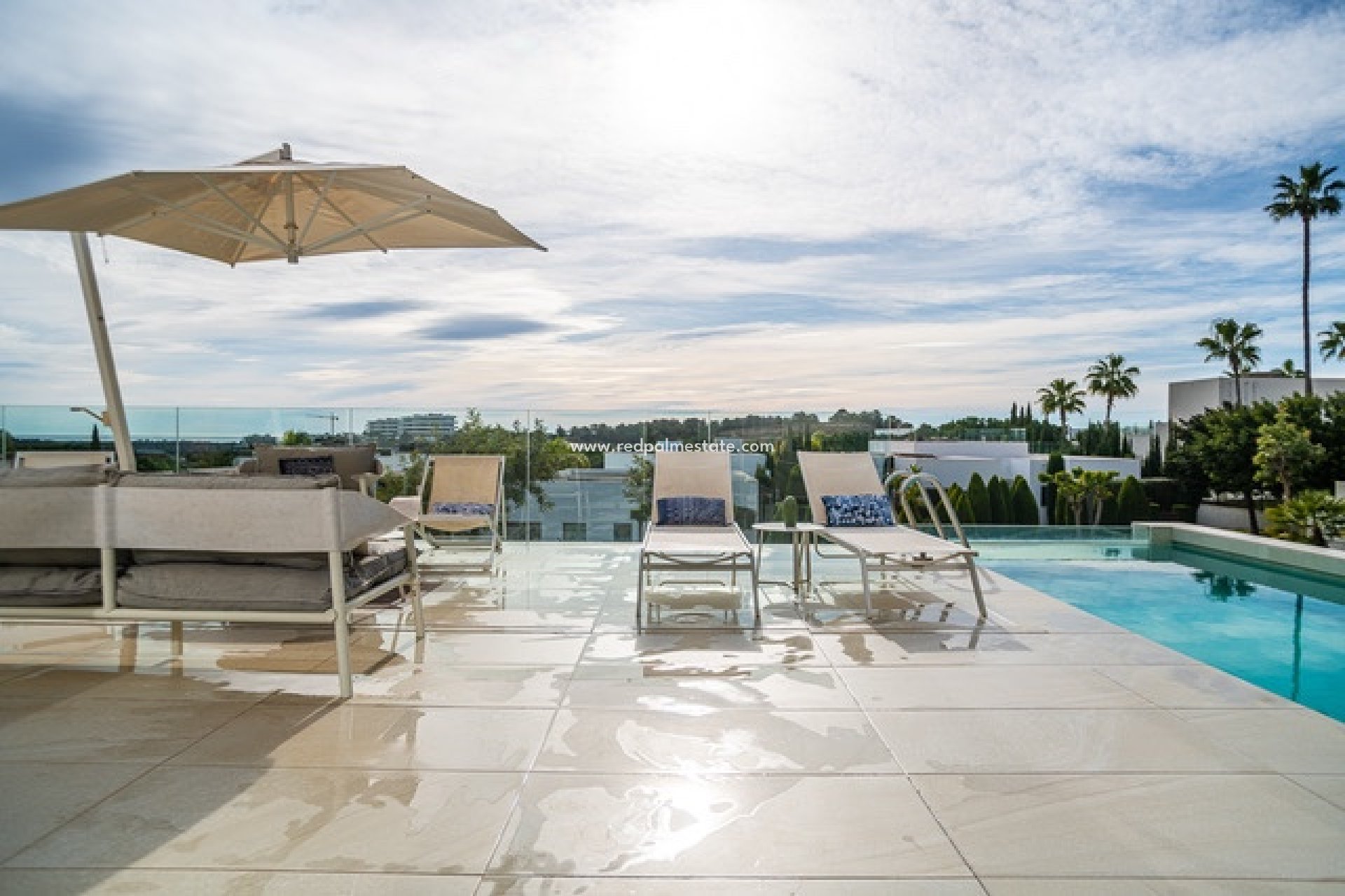 Återförsäljning - Villa -
Orihuela Costa - Las Colinas Golf