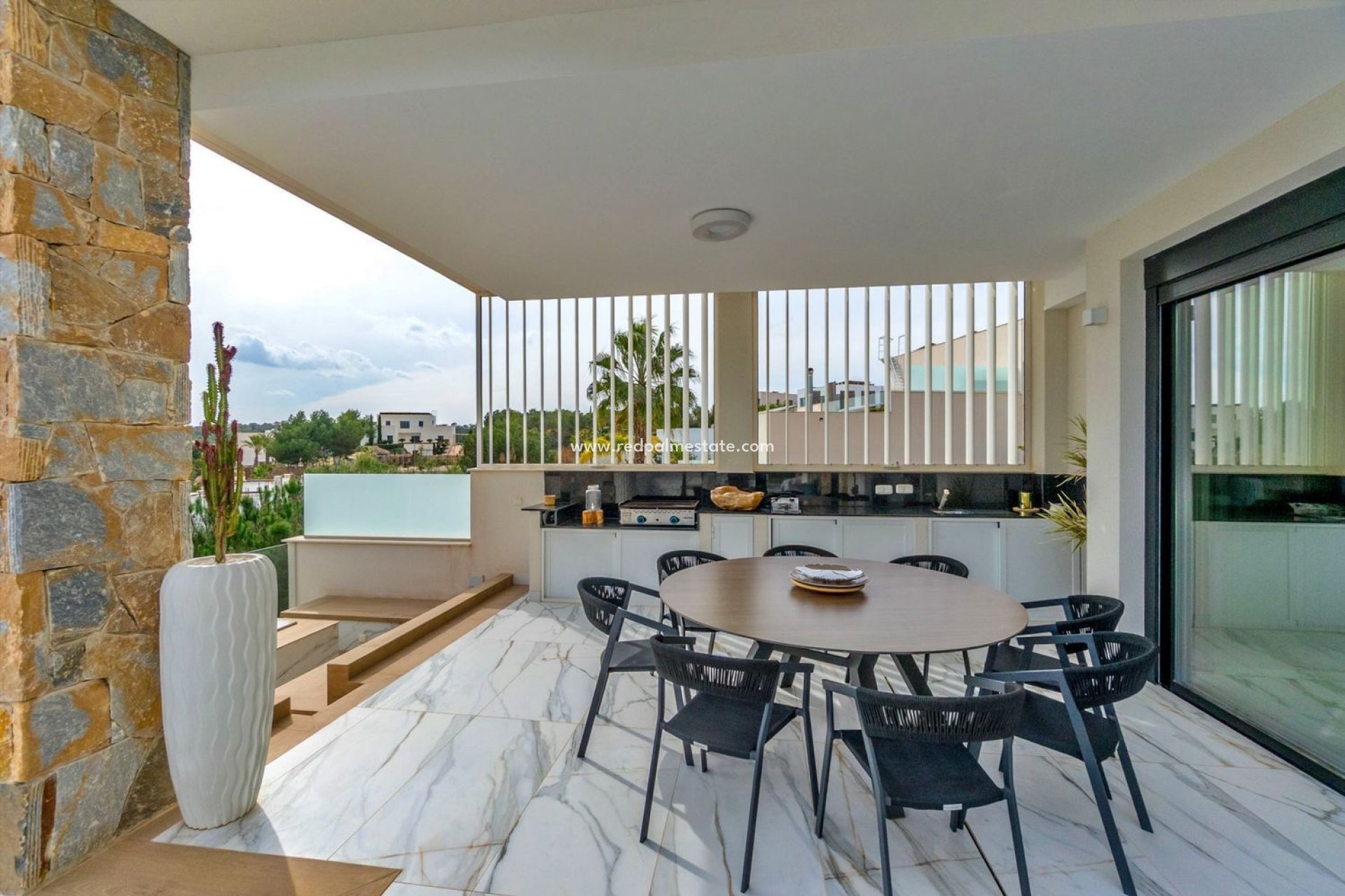 Återförsäljning - Villa -
Orihuela Costa - Las Colinas Golf