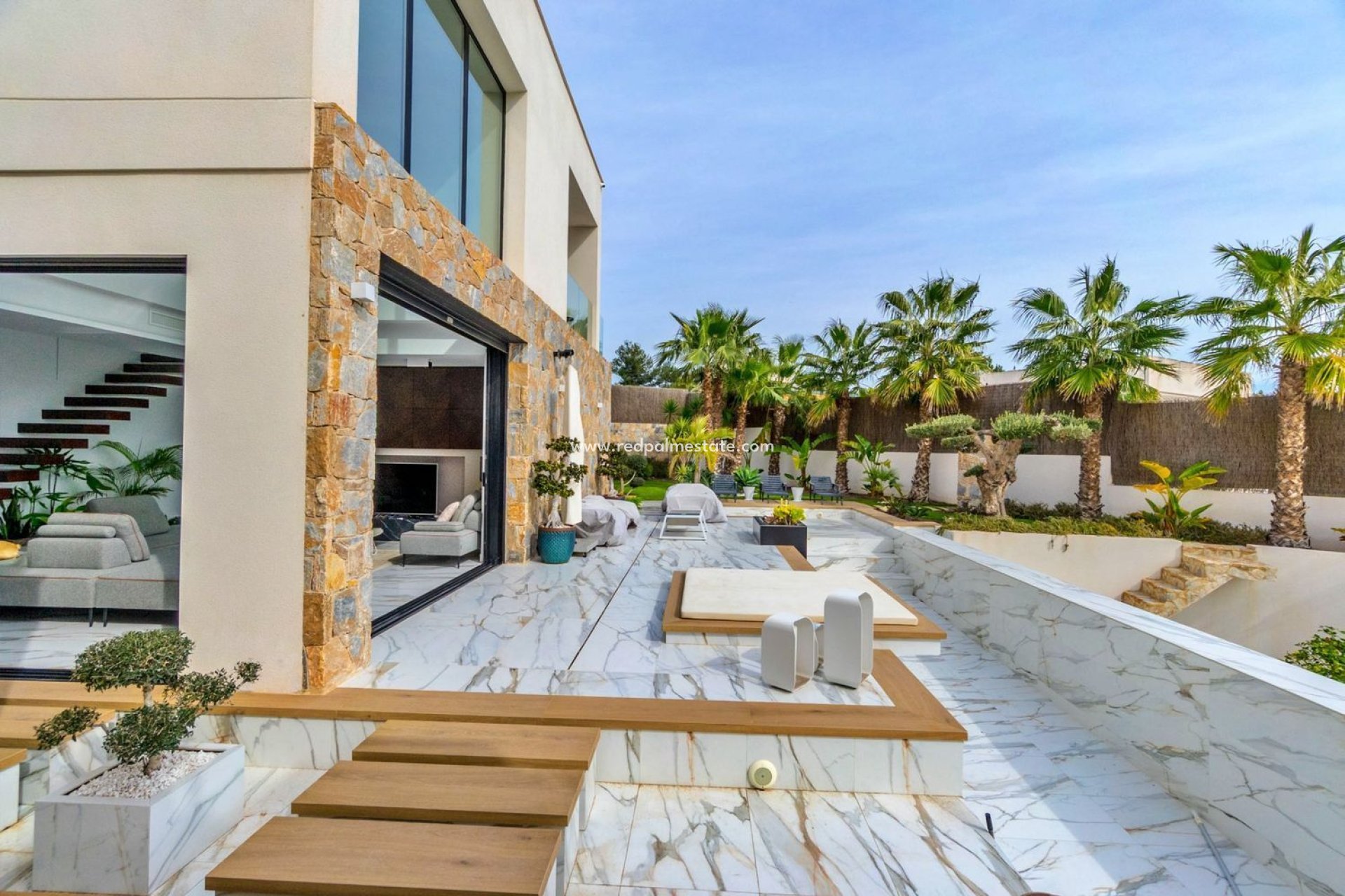 Återförsäljning - Villa -
Orihuela Costa - Las Colinas Golf