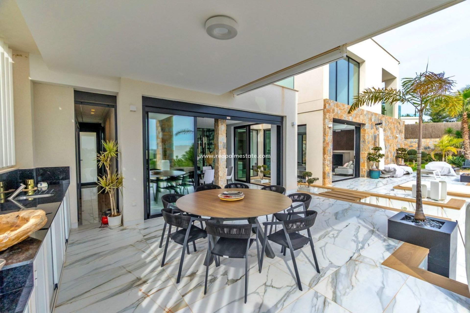 Återförsäljning - Villa -
Orihuela Costa - Las Colinas Golf