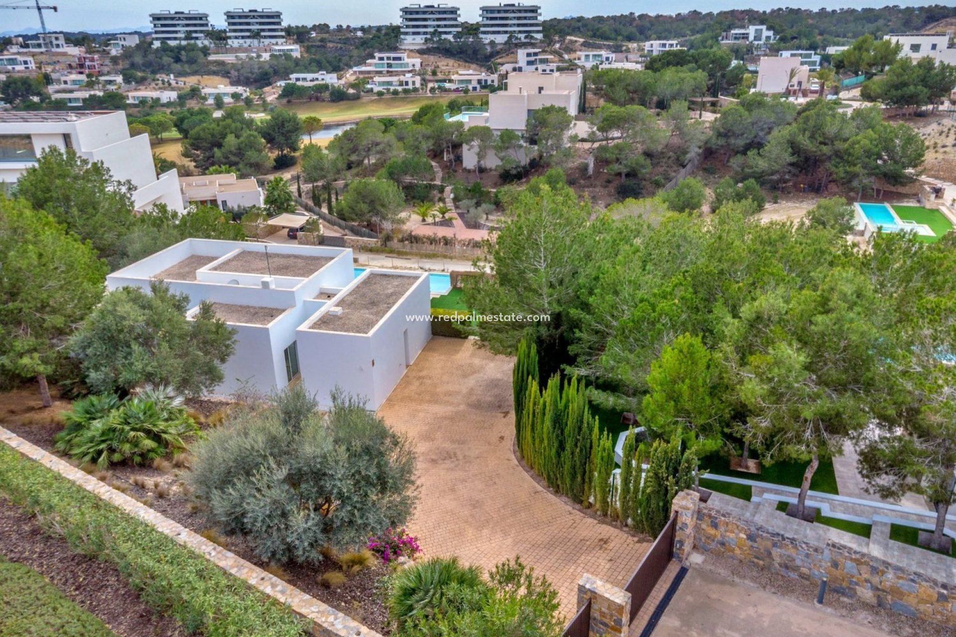 Återförsäljning - Villa -
Orihuela Costa - Las Colinas Golf