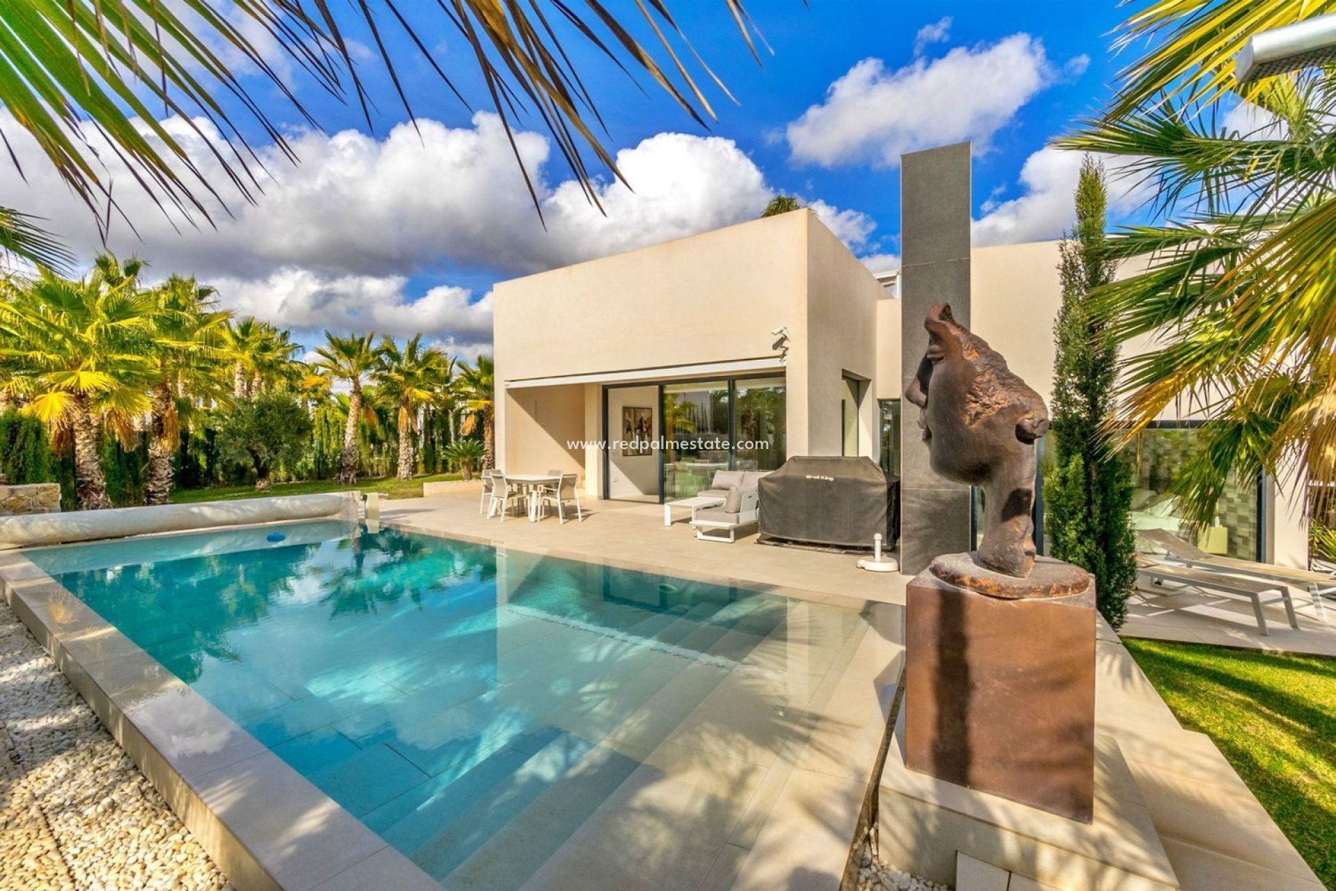 Återförsäljning - Villa -
Orihuela Costa - Las Colinas Golf