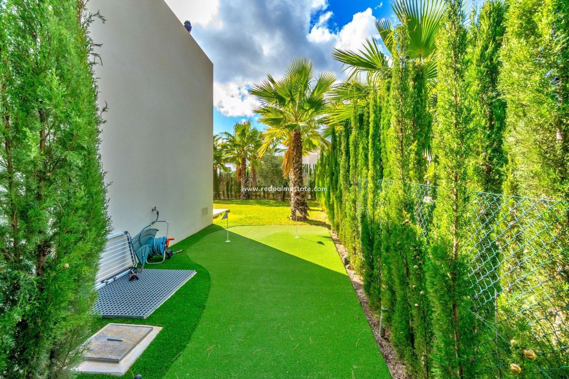 Återförsäljning - Villa -
Orihuela Costa - Las Colinas Golf