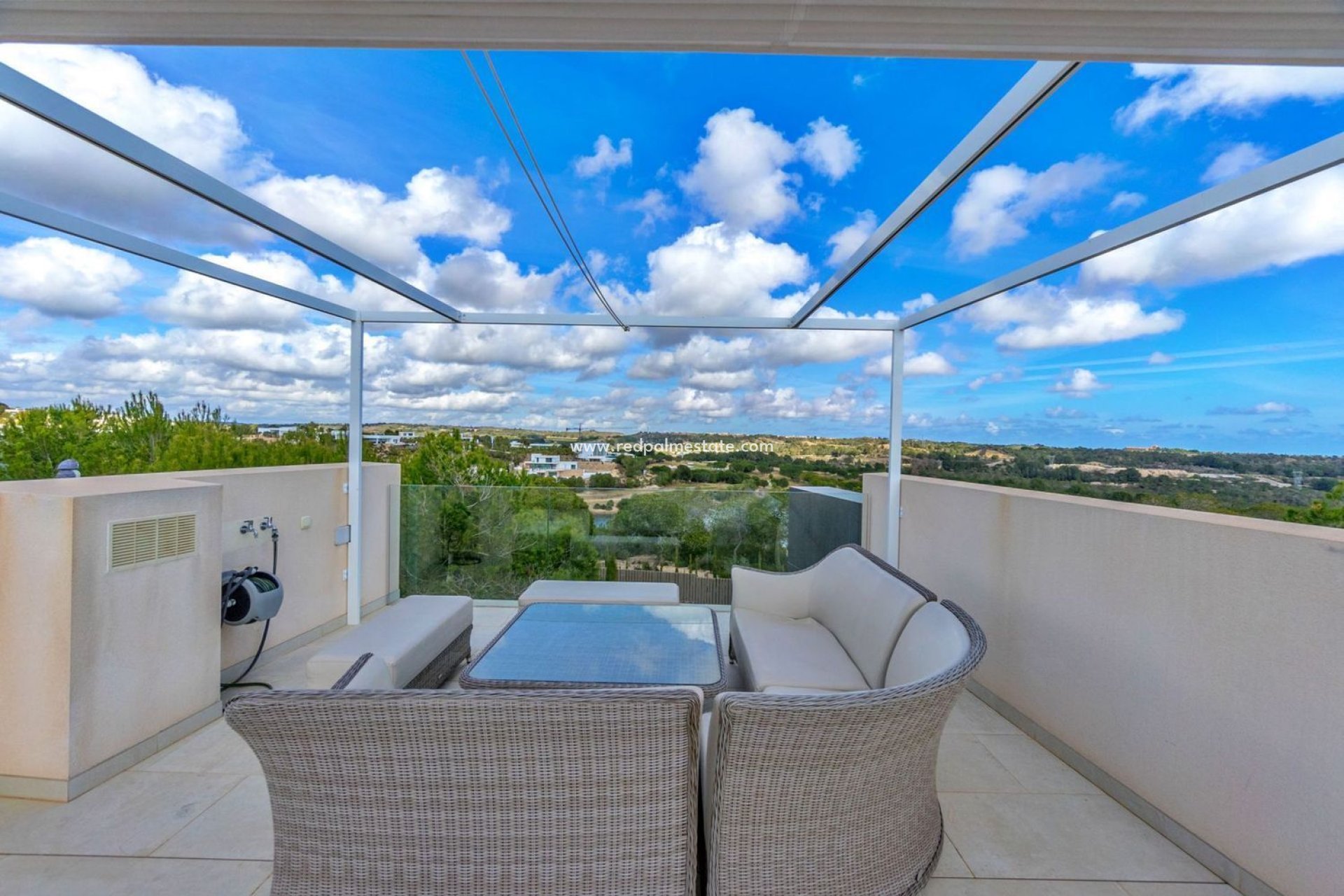 Återförsäljning - Villa -
Orihuela Costa - Las Colinas Golf