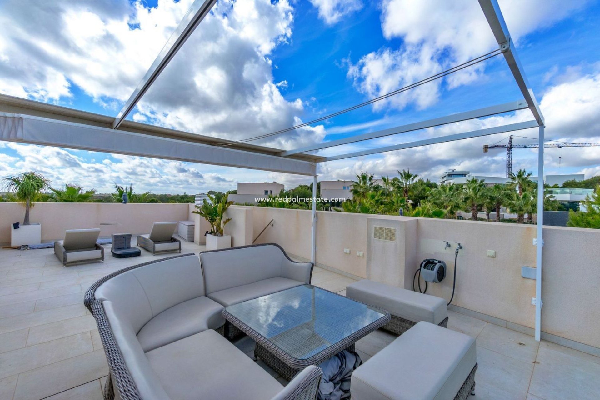 Återförsäljning - Villa -
Orihuela Costa - Las Colinas Golf