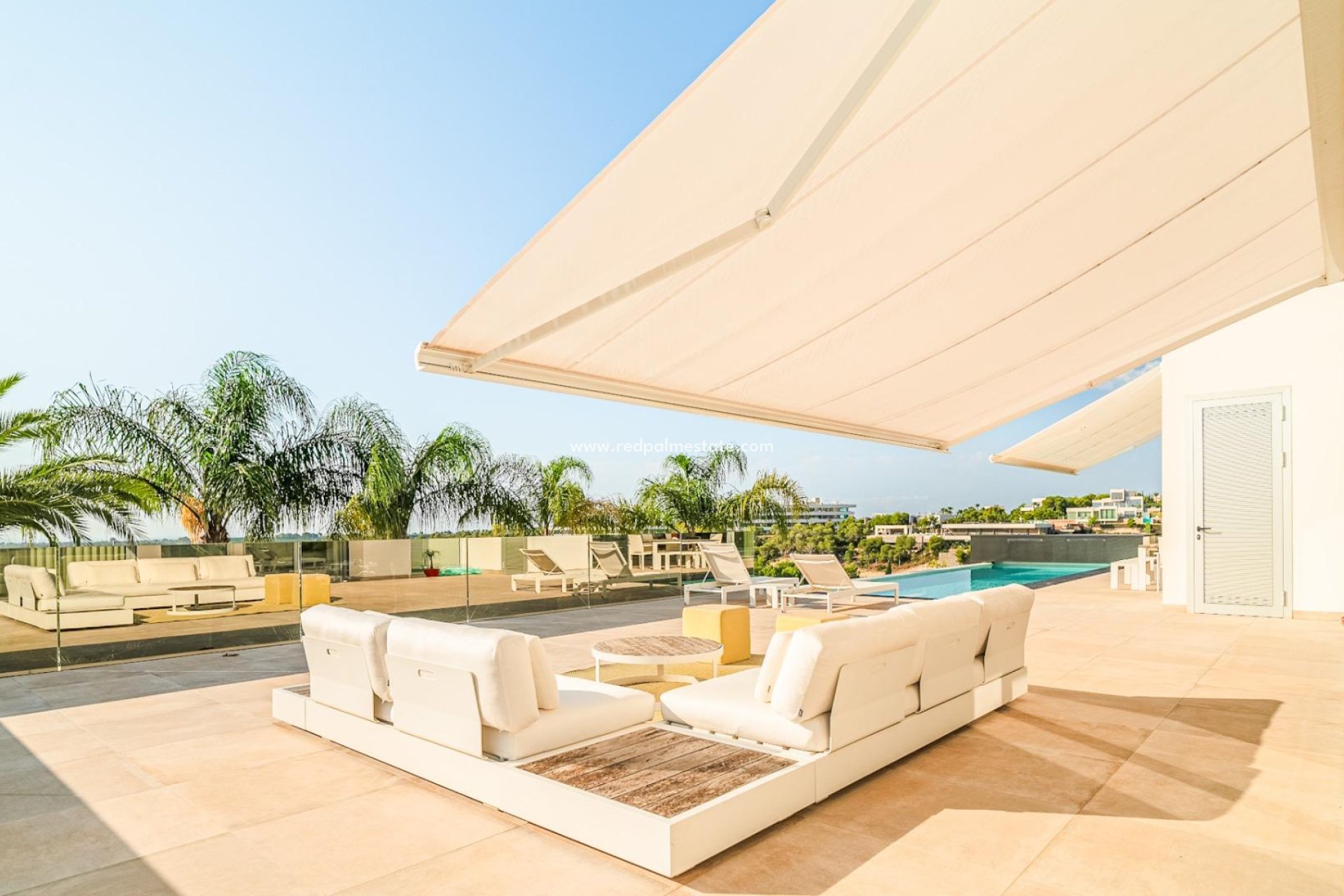 Återförsäljning - Villa -
Orihuela Costa - Las Colinas Golf