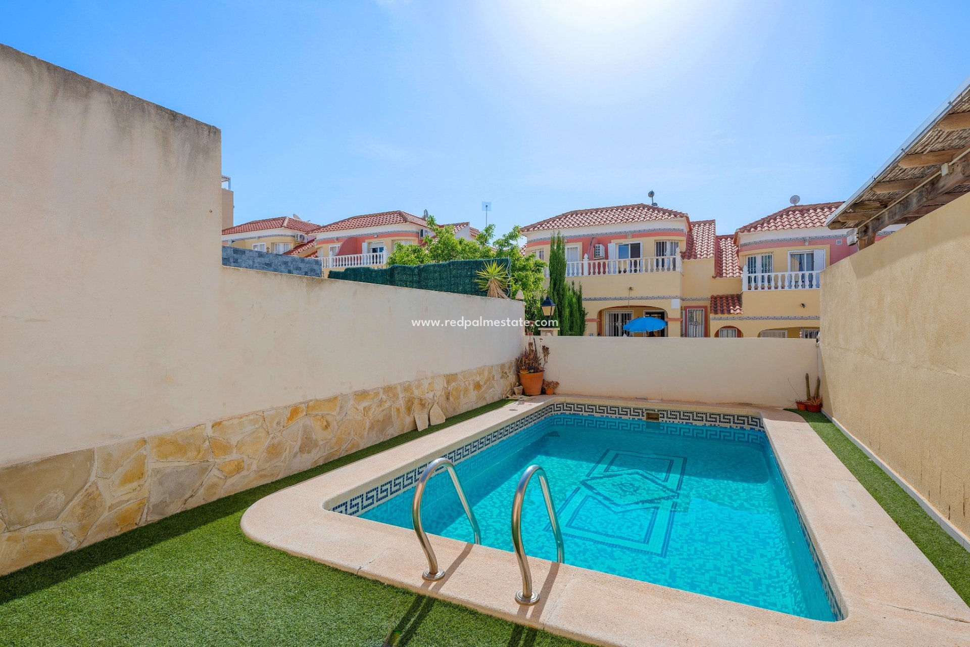 Återförsäljning - Villa -
Orihuela Costa - Las Filipinas