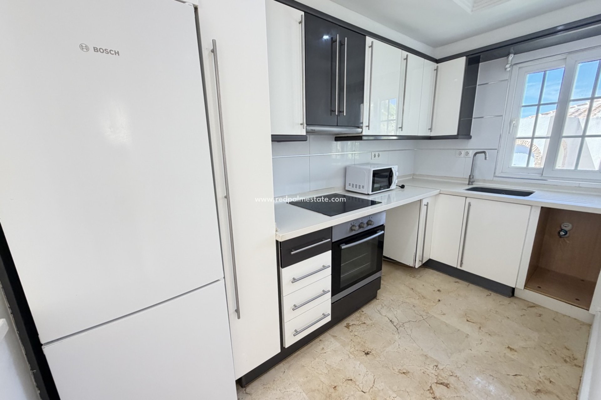 Återförsäljning - Villa -
Orihuela Costa - Las Ramblas Golf