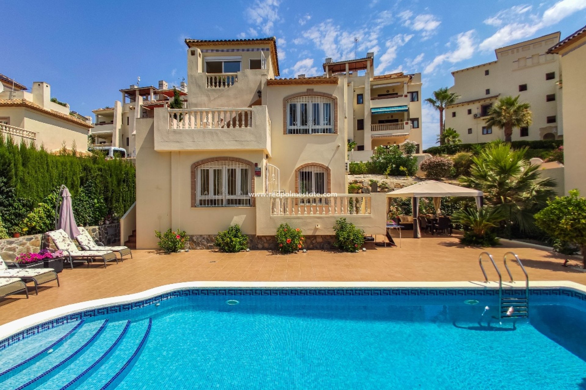 Återförsäljning - Villa -
Orihuela Costa - Las Ramblas