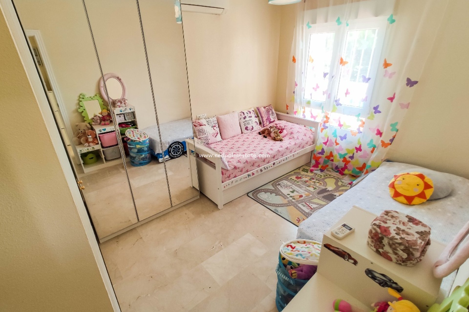 Återförsäljning - Villa -
Orihuela Costa - Las Ramblas