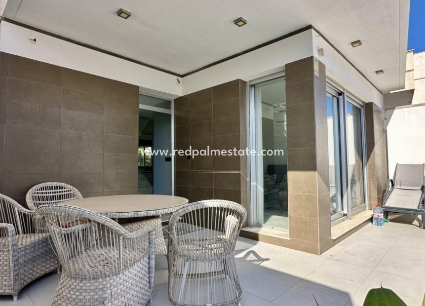 Återförsäljning - Villa -
Orihuela Costa - Lomas De Cabo Roig-los Dolses