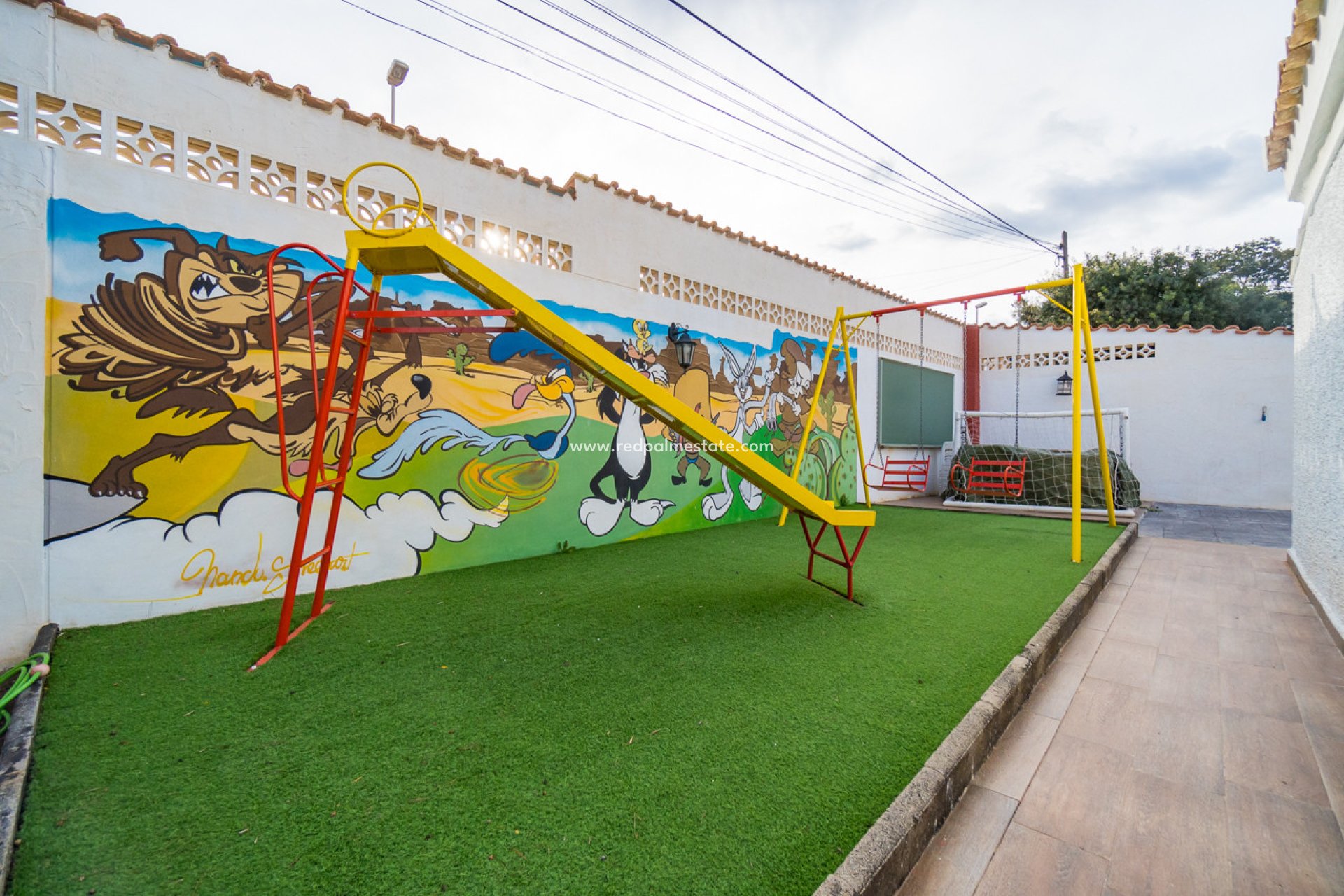 Återförsäljning - Villa -
Orihuela Costa - Lomas de Cabo Roig