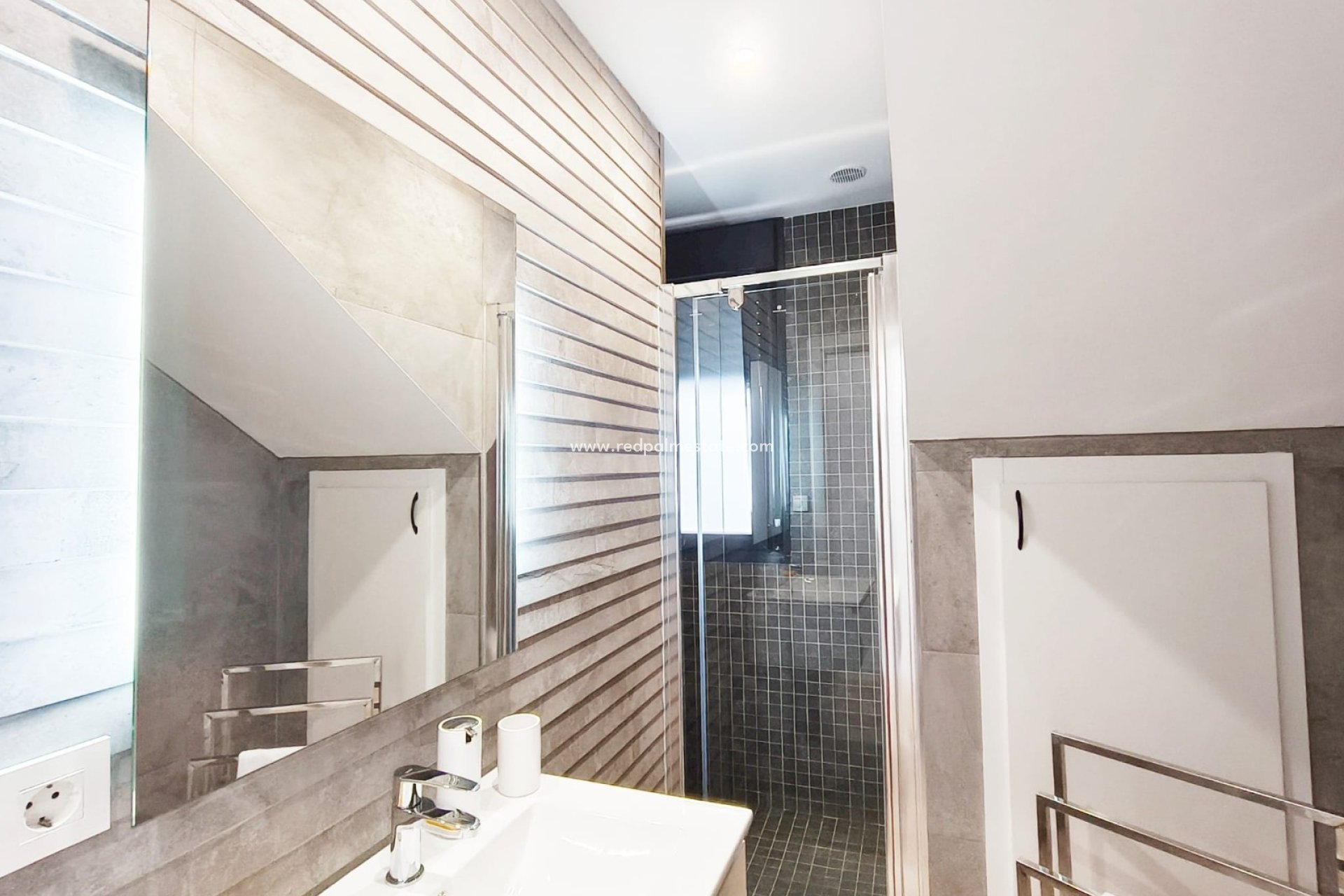 Återförsäljning - Villa -
Orihuela Costa - Lomas de Cabo Roig