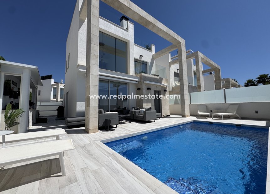 Återförsäljning - Villa -
Orihuela Costa - Lomas de Cabo Roig
