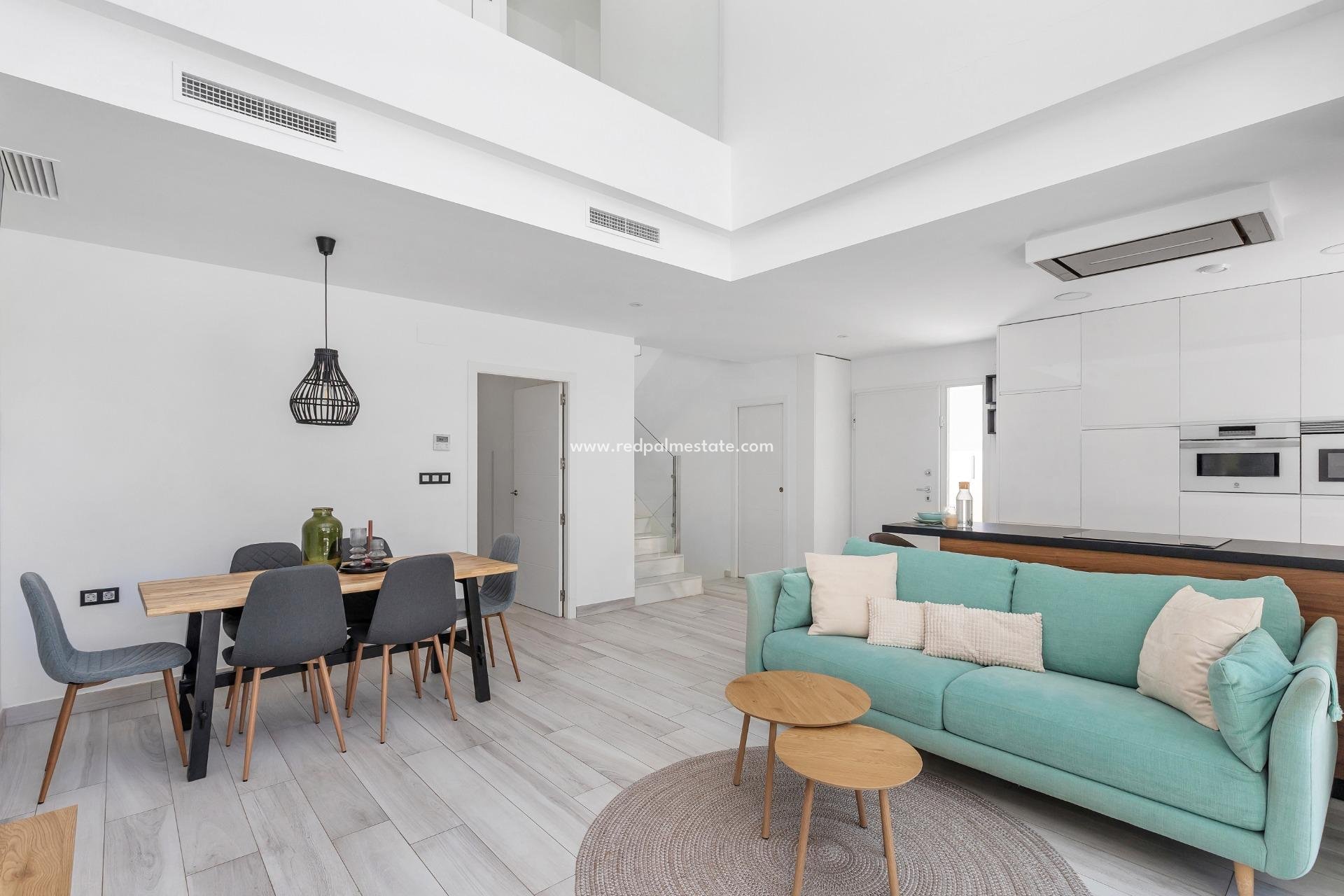 Återförsäljning - Villa -
Orihuela Costa - Lomas de Cabo Roig