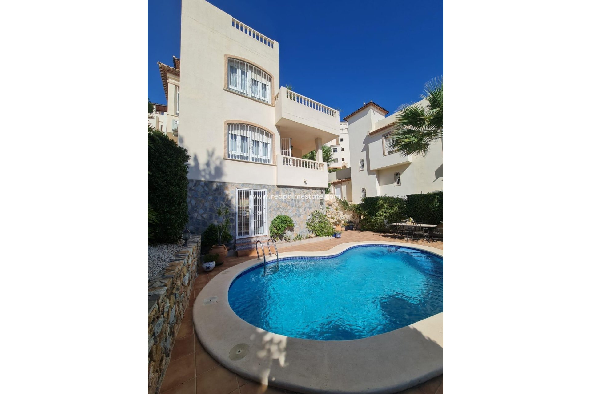 Återförsäljning - Villa -
Orihuela Costa - Lomas De Campoamor-las Ramblas