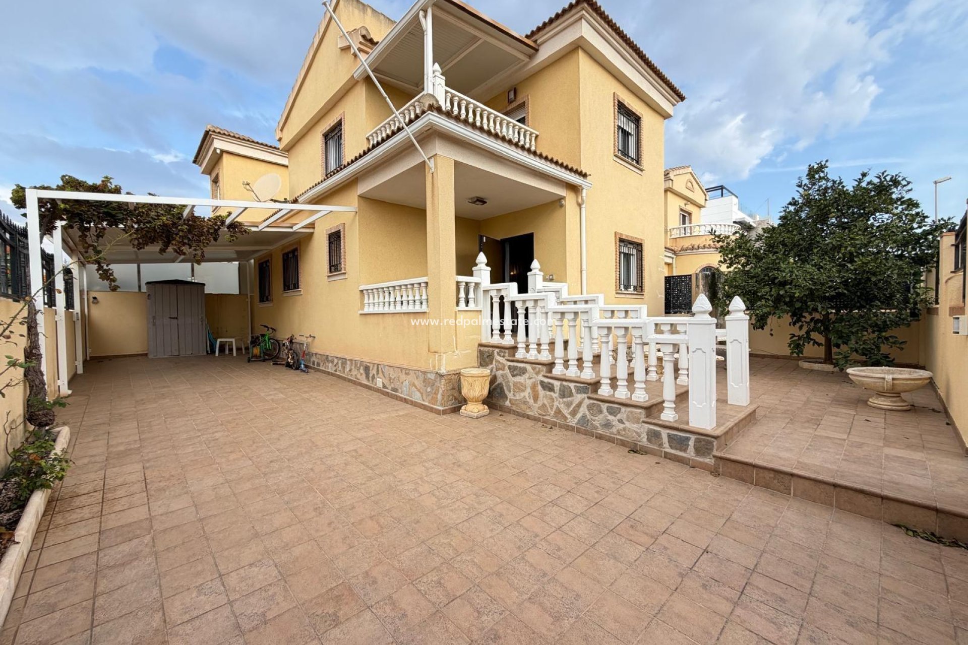 Återförsäljning - Villa -
Orihuela Costa - Lomas De Don Juan