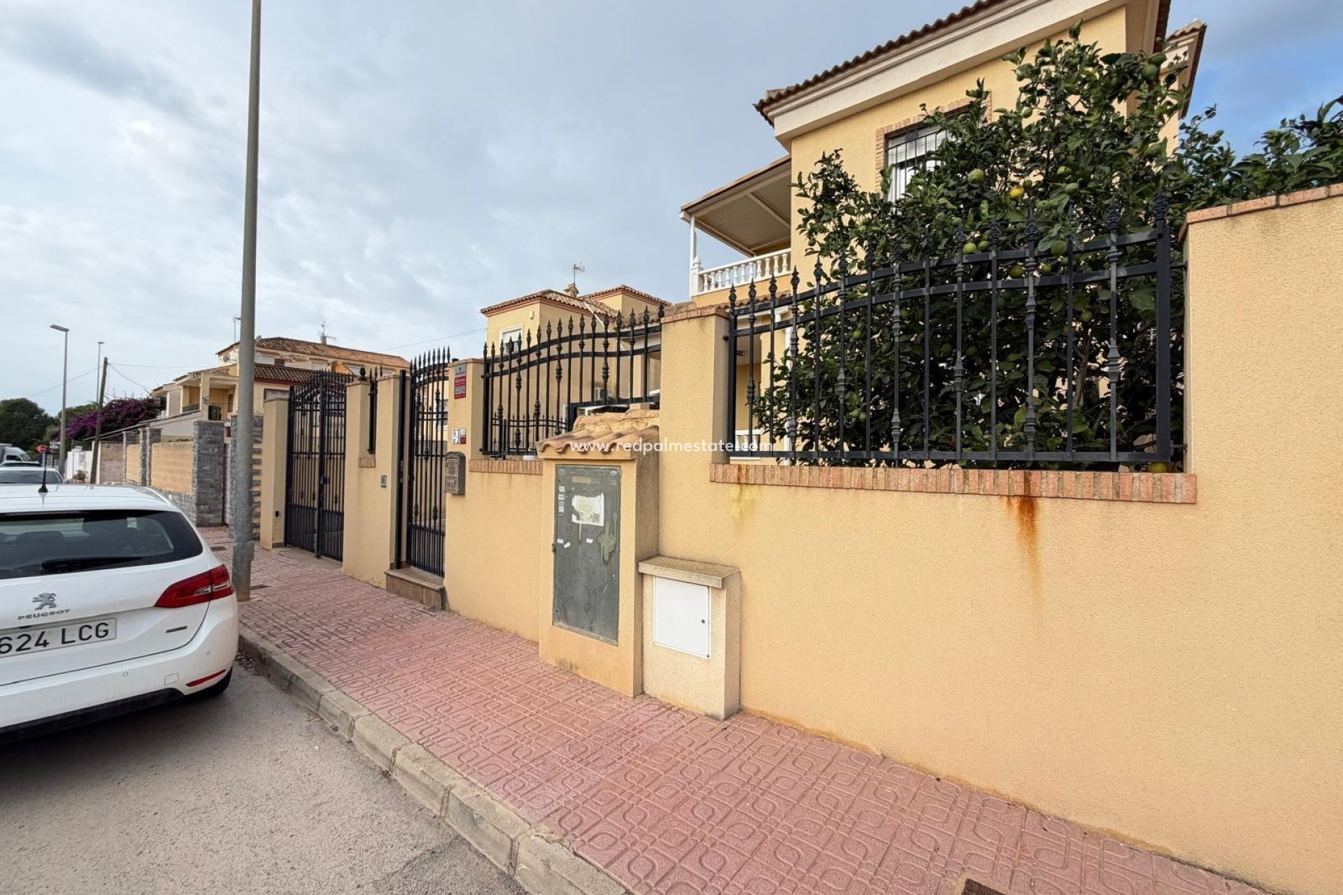 Återförsäljning - Villa -
Orihuela Costa - Lomas De Don Juan