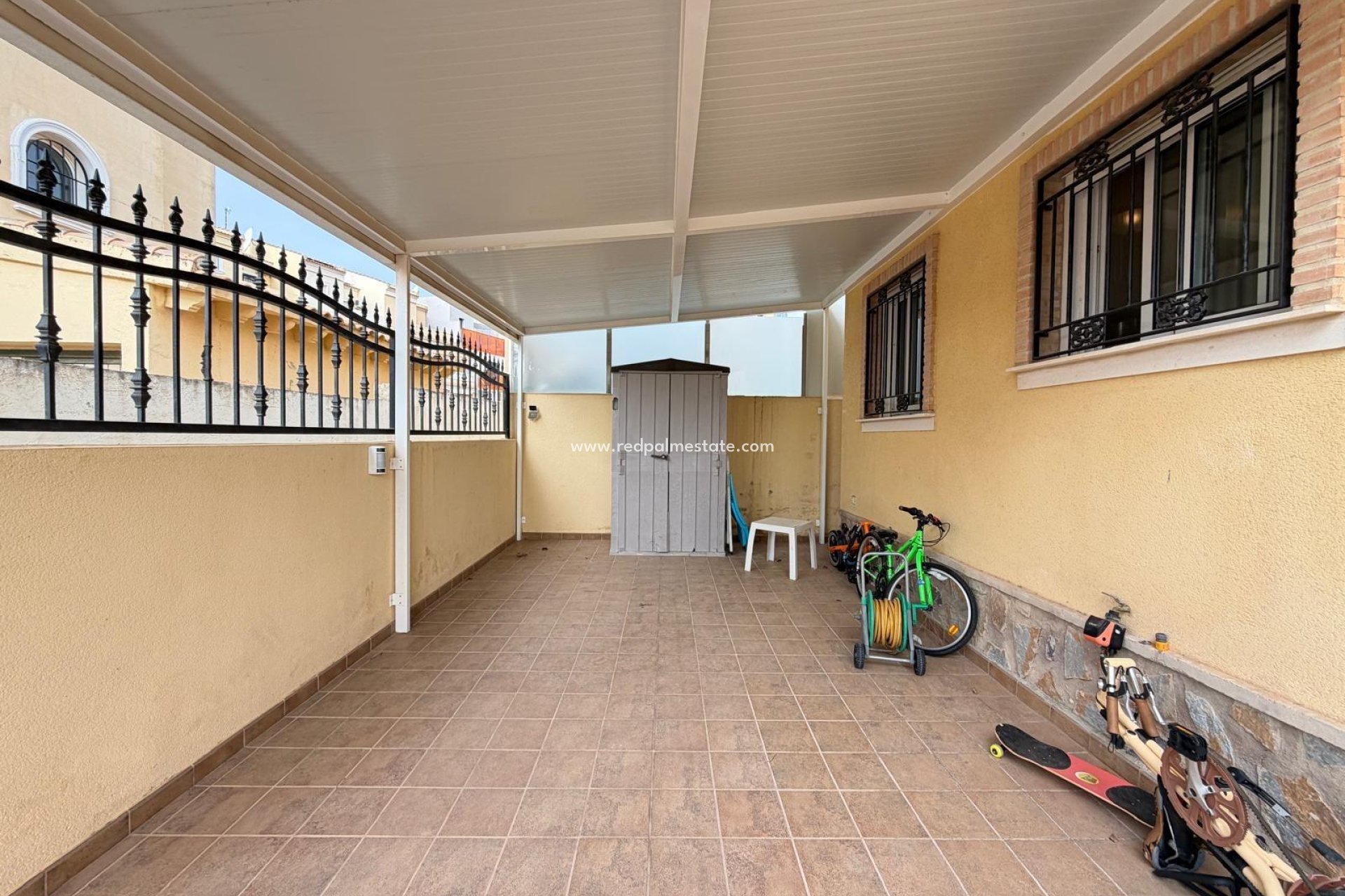 Återförsäljning - Villa -
Orihuela Costa - Lomas De Don Juan