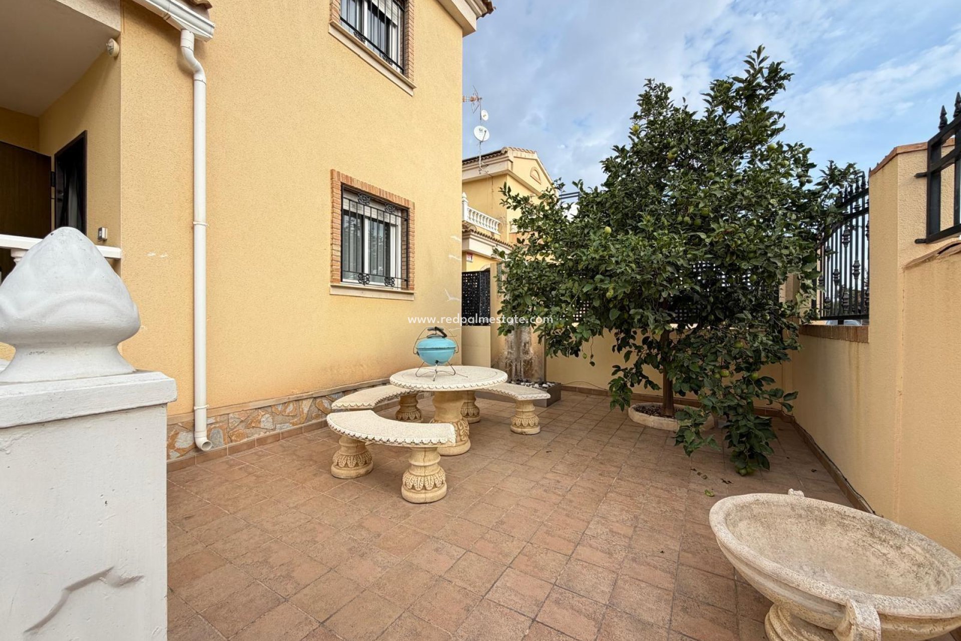 Återförsäljning - Villa -
Orihuela Costa - Lomas De Don Juan