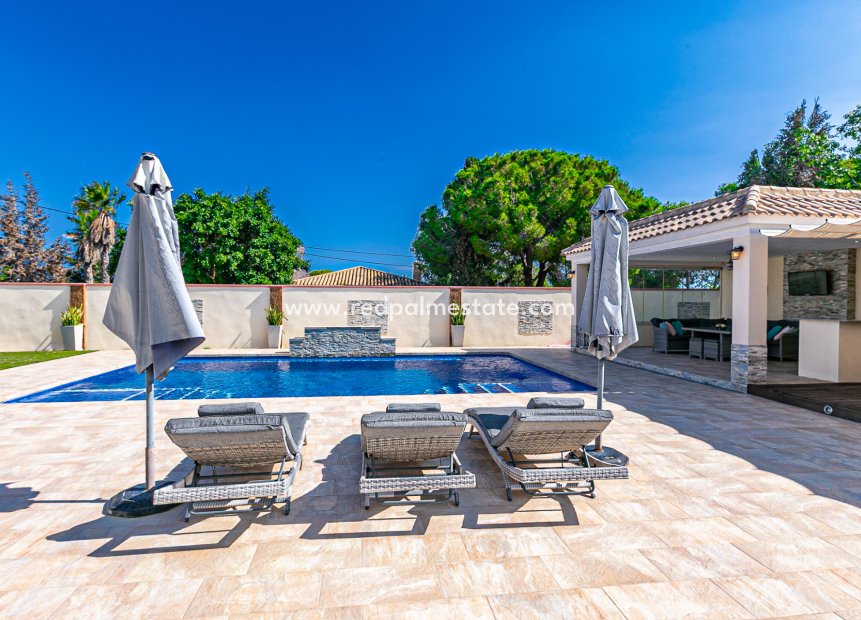 Återförsäljning - Villa -
Orihuela Costa - Lomas de Don Juan