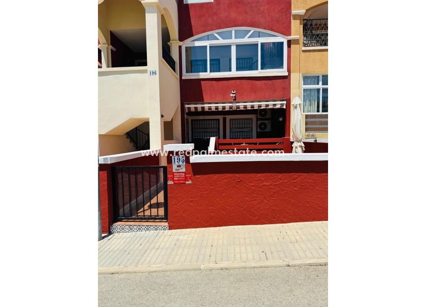 Återförsäljning - Villa -
Orihuela Costa - Los altos