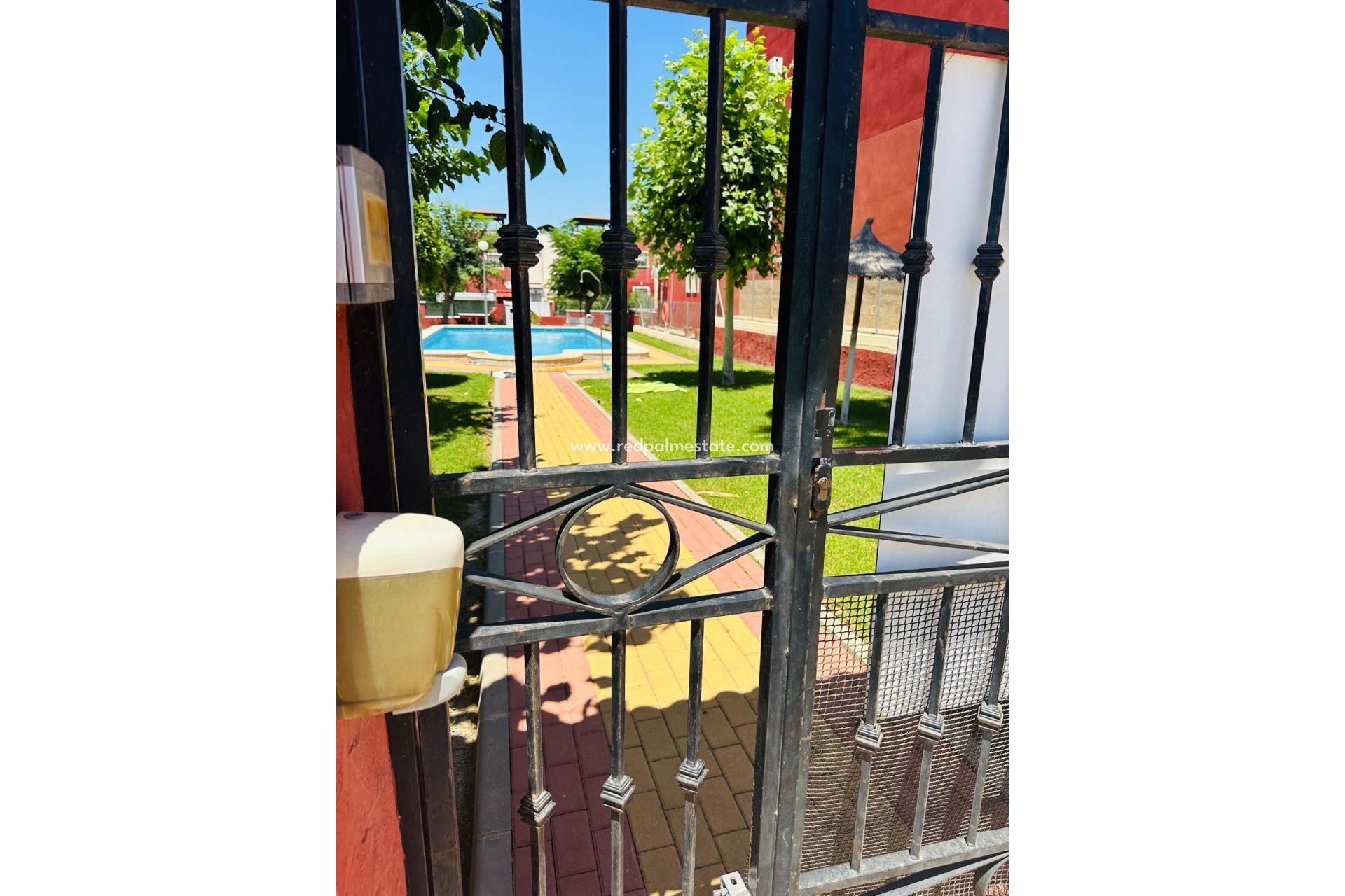 Återförsäljning - Villa -
Orihuela Costa - Los altos
