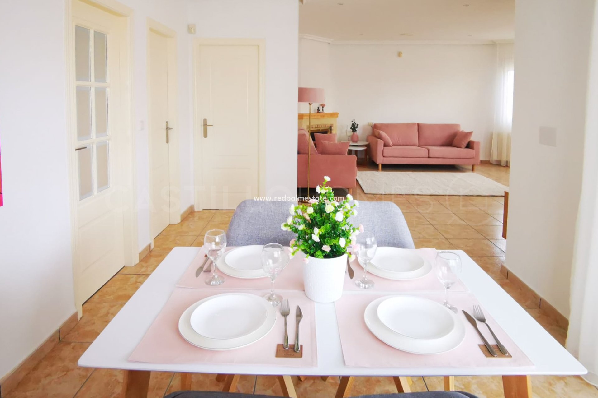 Återförsäljning - Villa -
Orihuela Costa - Los Altos