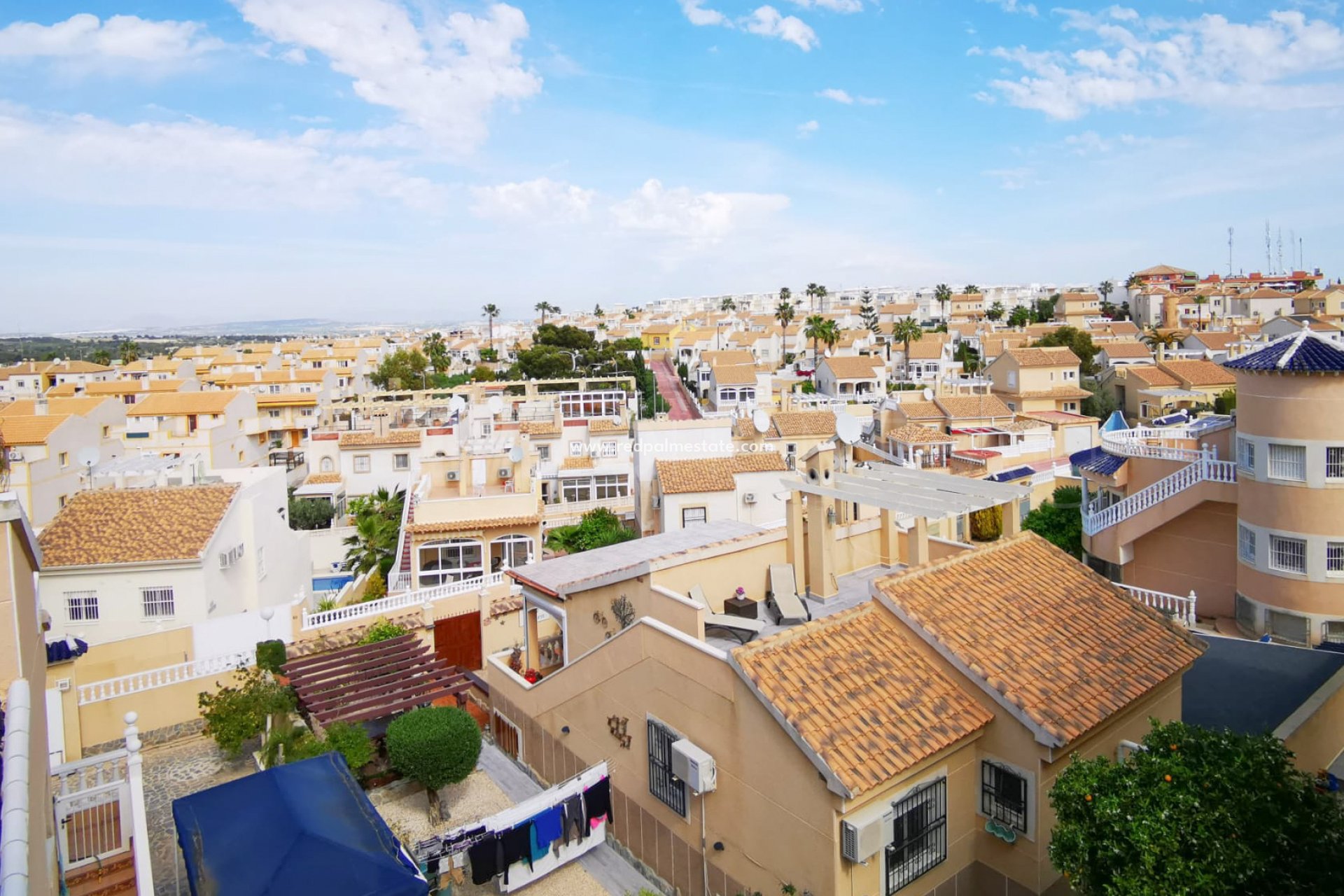 Återförsäljning - Villa -
Orihuela Costa - Los Altos