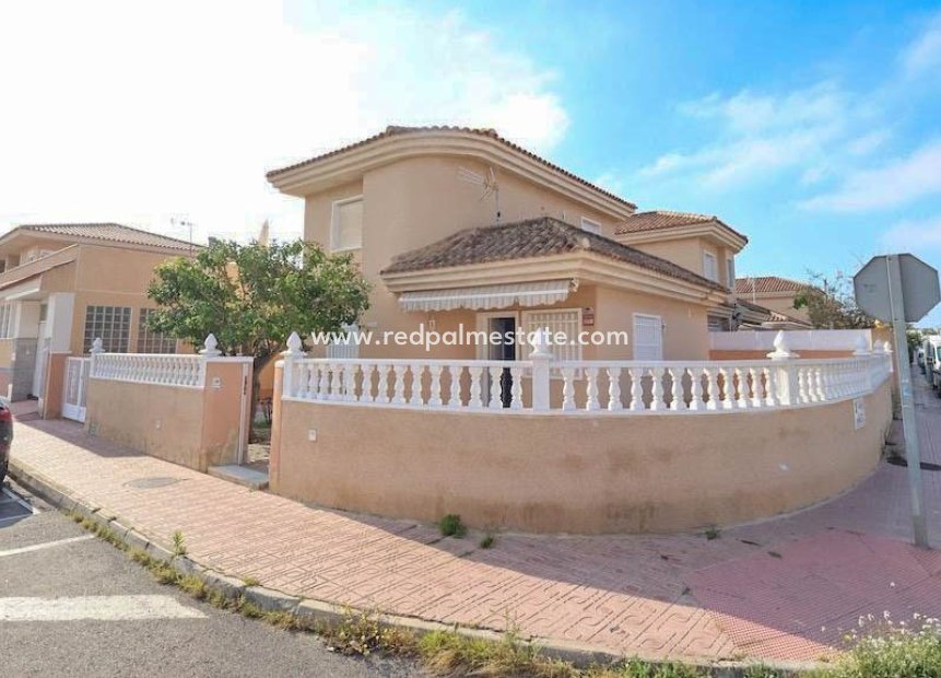 Återförsäljning - Villa -
Orihuela Costa - Los altos