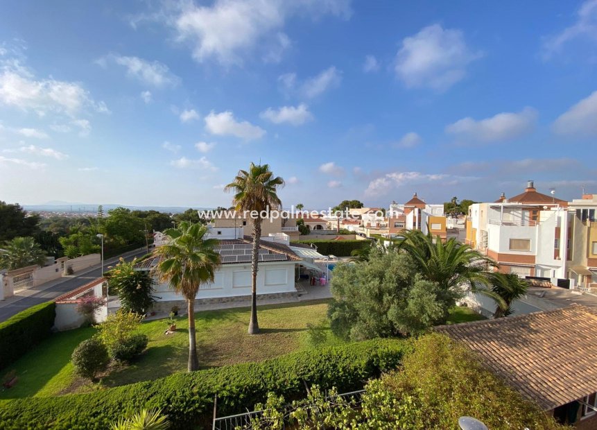 Återförsäljning - Villa -
Orihuela Costa - Los Balcones