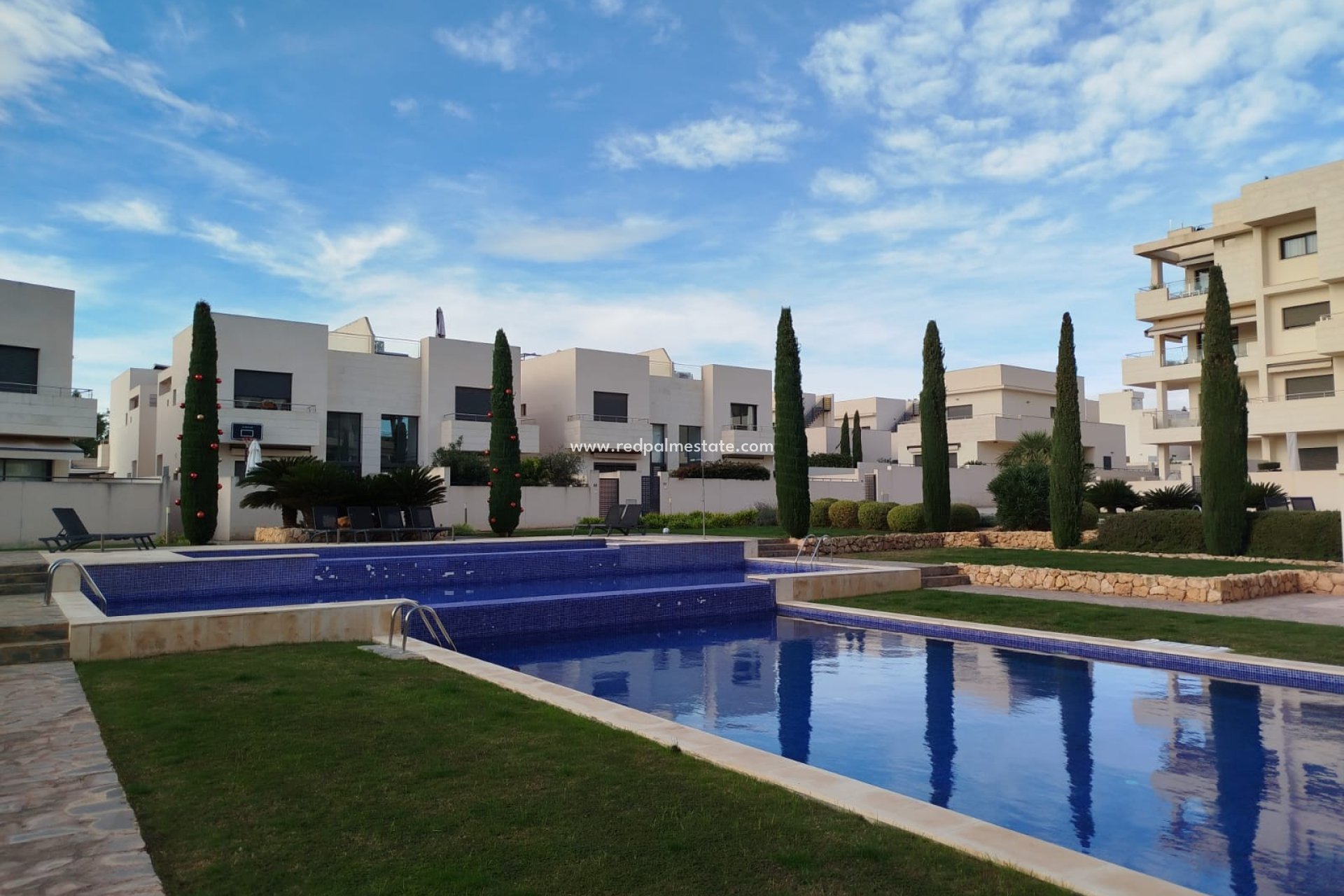 Återförsäljning - Villa -
Orihuela Costa - Los Dolses