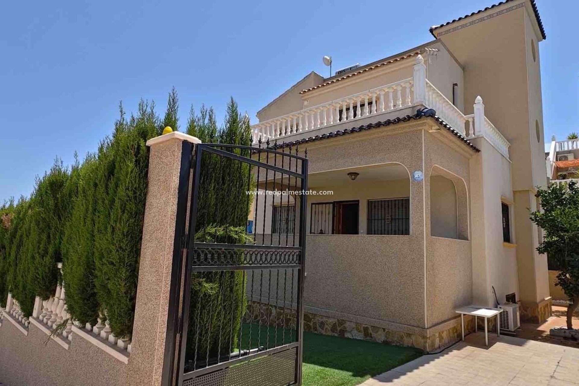Återförsäljning - Villa -
Orihuela Costa - Los Dolses