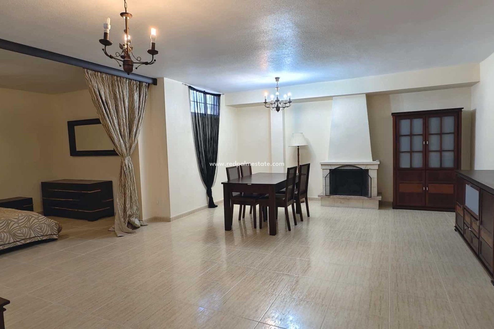 Återförsäljning - Villa -
Orihuela Costa - Los Dolses