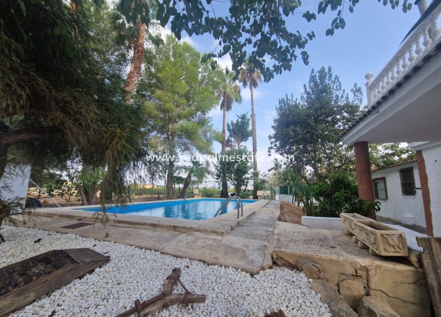 Återförsäljning - Villa -
Orihuela Costa - Los Huertos