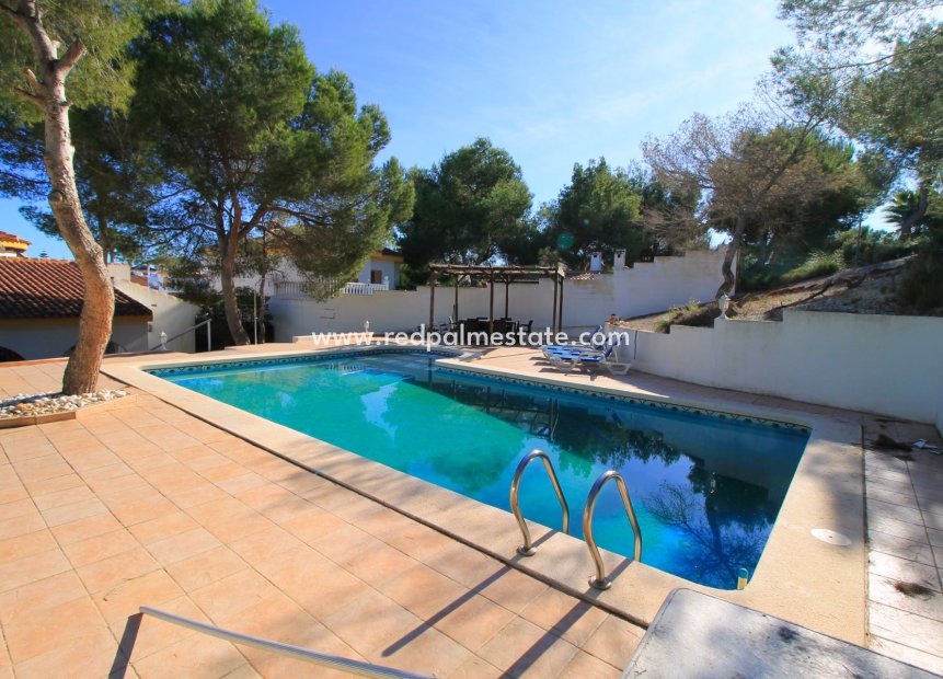 Återförsäljning - Villa -
Orihuela Costa - Mil Palmeras